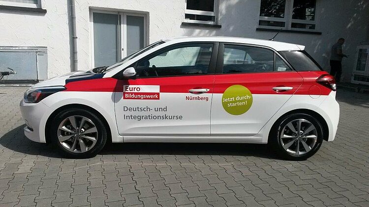ZAW und EBW starten mit neuem Firmenwagen durch ZAW und EBW starten mit neuem Firmenwagen durch