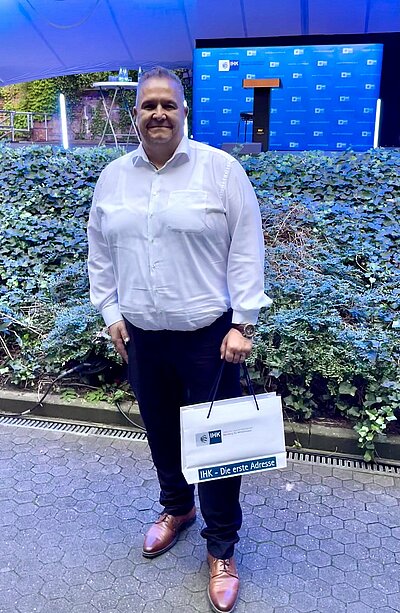 20 Jahre Ehrenamt im Prüfungswesen – Wir gratulieren! 20 Jahre Ehrenamt im Prüfungswesen – Wir gratulieren!