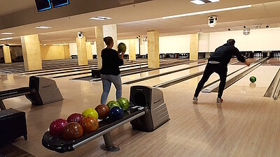 Bowling zum Abschluss des Ausbildungsjahres Bowling zum Abschluss des Ausbildungsjahres