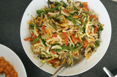 Produktschulung „Kochen“ unserer kaufmännischen Azubis Produktschulung „Kochen“ unserer kaufmännischen Azubis
