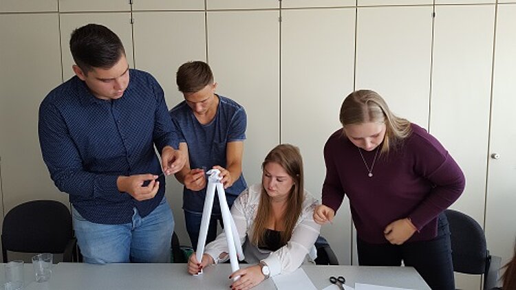 Unsere ersten Wochen im ZAW Unsere ersten Wochen im ZAW