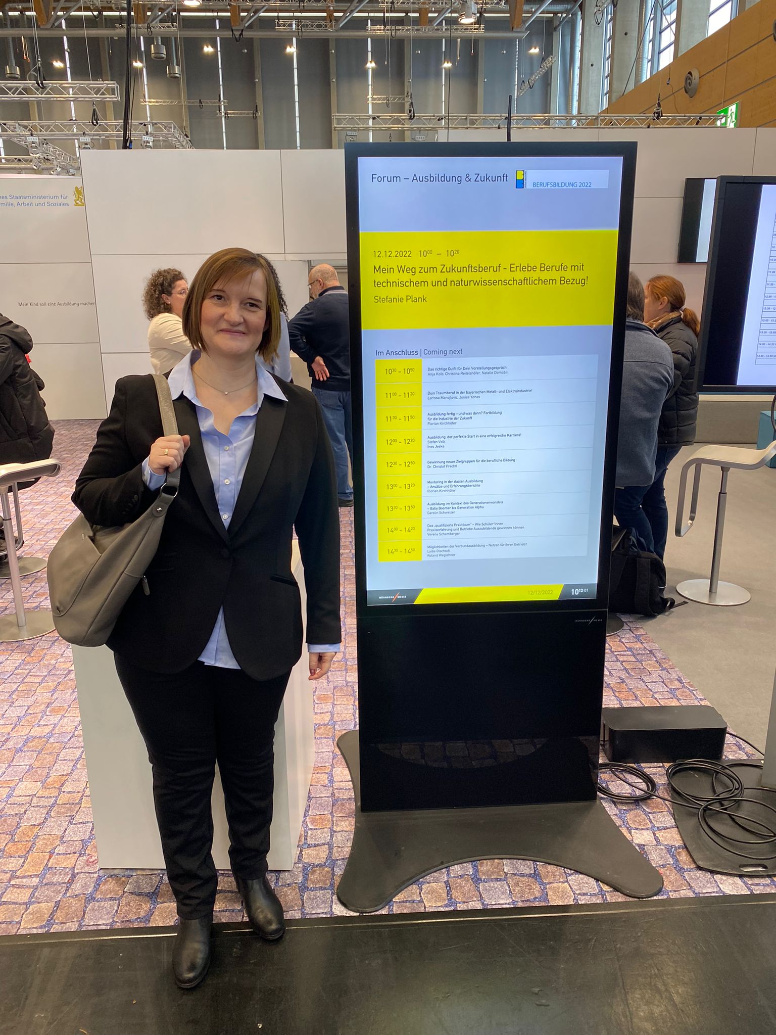 BERUFSBILDUNG 2022 – Berufsbildungsmesse und 15. Bayerischer Berufsbildungskongress in Nürnberg BERUFSBILDUNG 2022 – Berufsbildungsmesse und 15. Bayerischer Berufsbildungskongress in Nürnberg-1