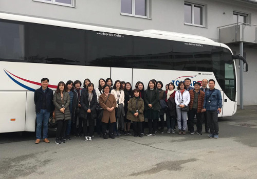 Besuch aus Südkorea Besuch aus Südkorea -1